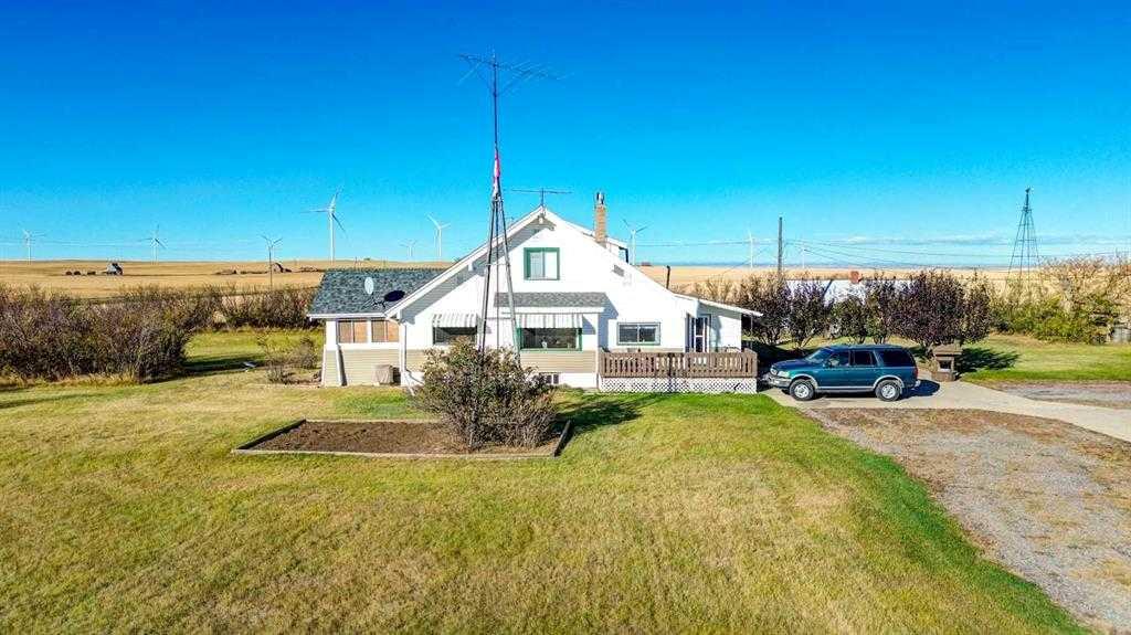 Picture of 134004 Range RD 223  , Rural Vulcan County Real Estate Listing