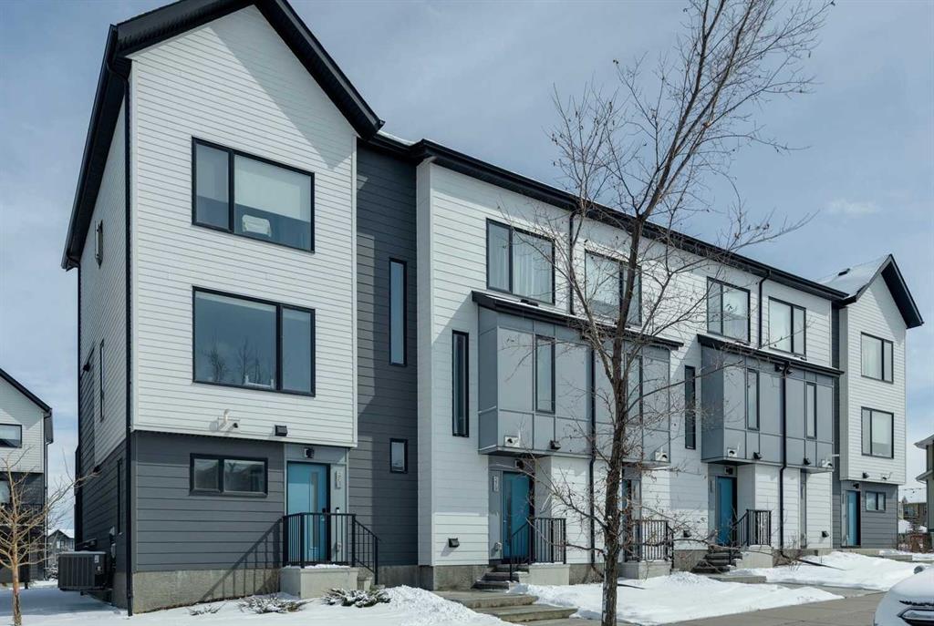 Picture of 579 Evanston Link , Calgary Real Estate Listing