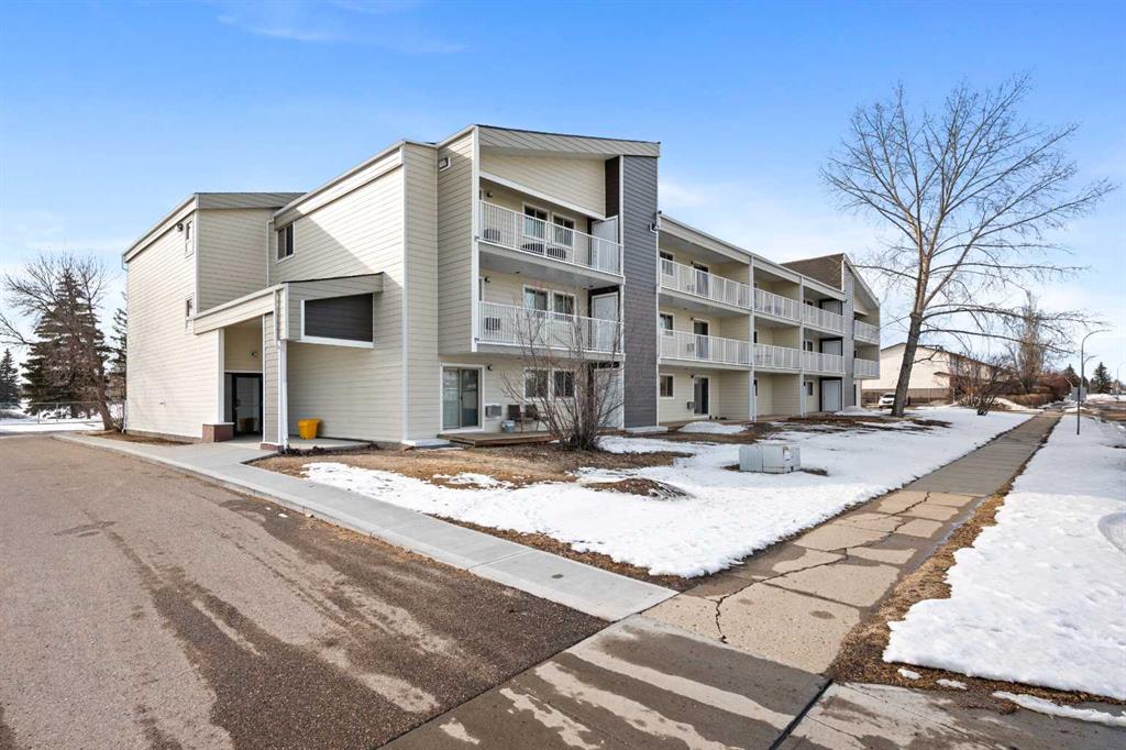 Picture of 309, 3002 56 Avenue , Lloydminster Real Estate Listing