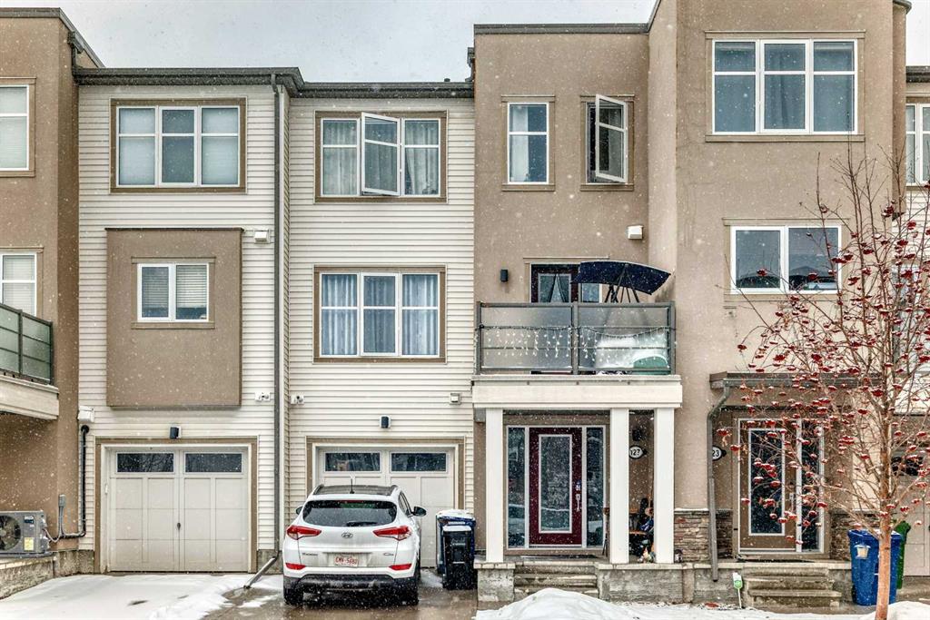 Picture of 127 Windford Gardens SW, Airdrie Real Estate Listing