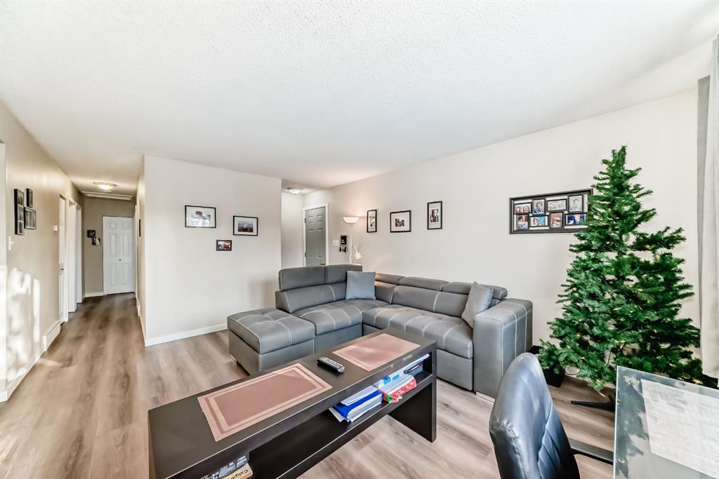 Picture of 3221 32A Avenue SE, Calgary Real Estate Listing