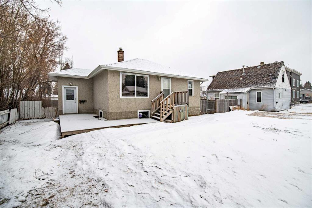 Picture of 3725 45 Street , Red Deer Real Estate Listing