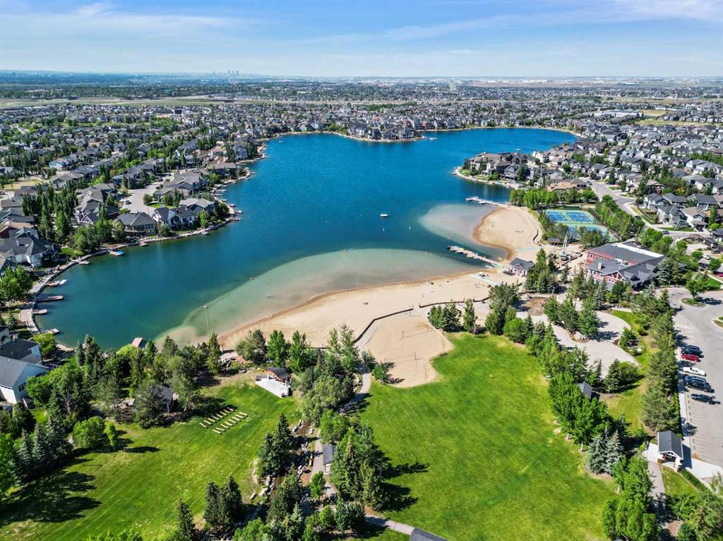 Picture of 201 Autumn Circle SE, Calgary Real Estate Listing