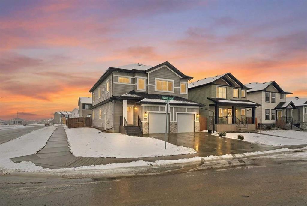 Picture of A & B, 58 Valmont Street , Blackfalds Real Estate Listing