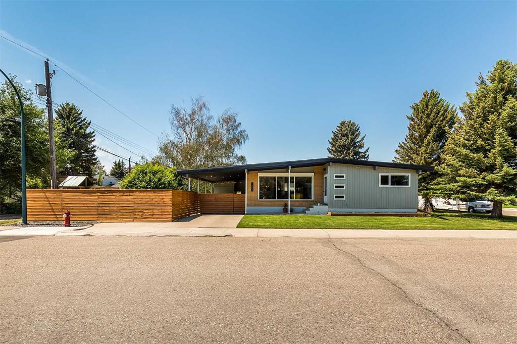 Picture of 1806 17A Street S, Lethbridge Real Estate Listing