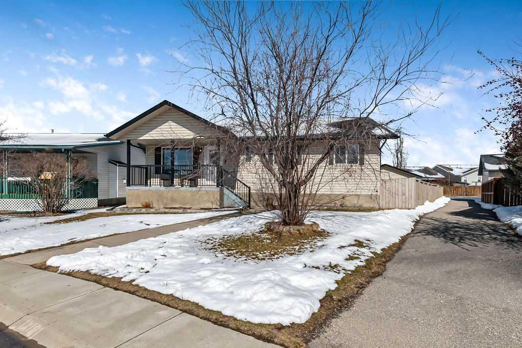 Picture of 1724 4 Avenue SE, High River Real Estate Listing