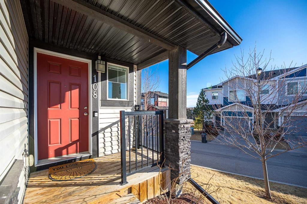Picture of 108 Jumping Pound Common , Cochrane Real Estate Listing