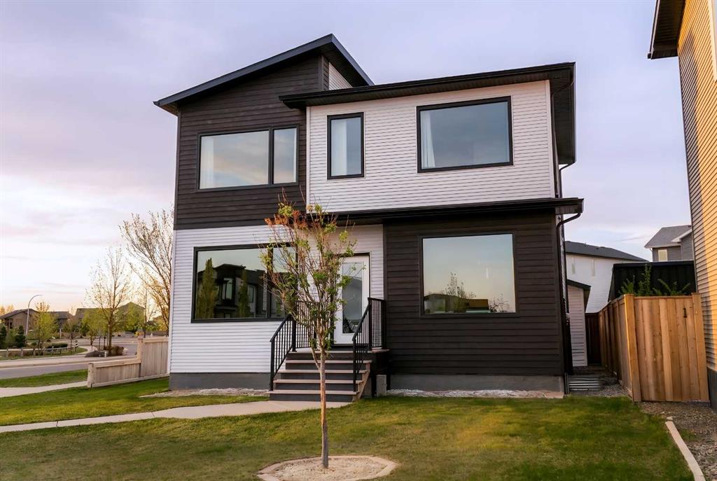Picture of 201 Grassland Boulevard W, Lethbridge Real Estate Listing