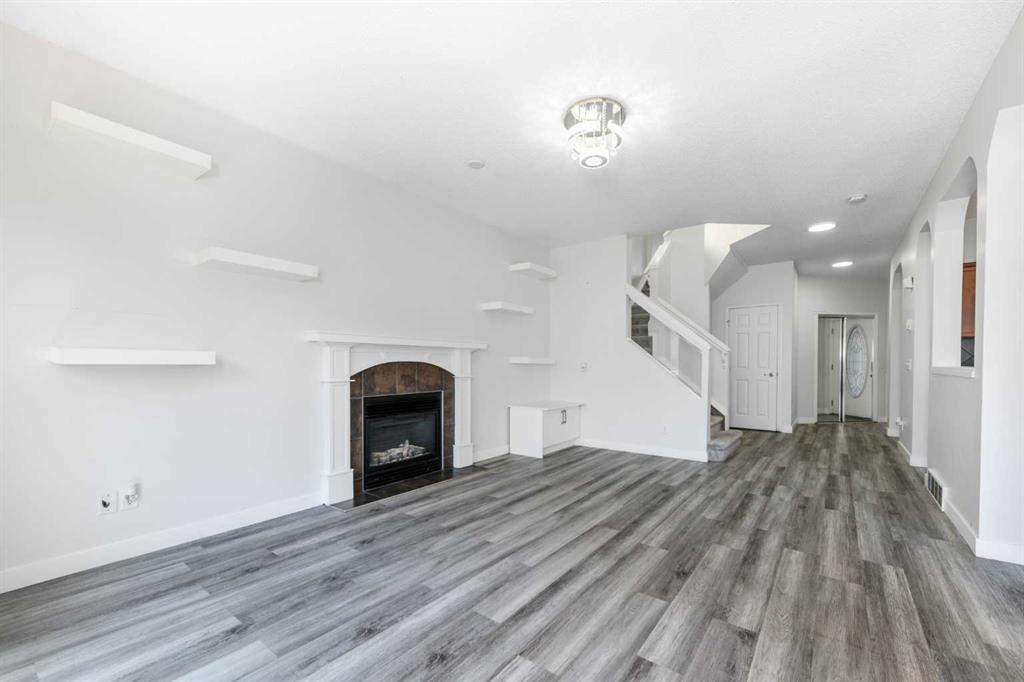 Picture of 228 SADDLECREST Way NE, Calgary Real Estate Listing