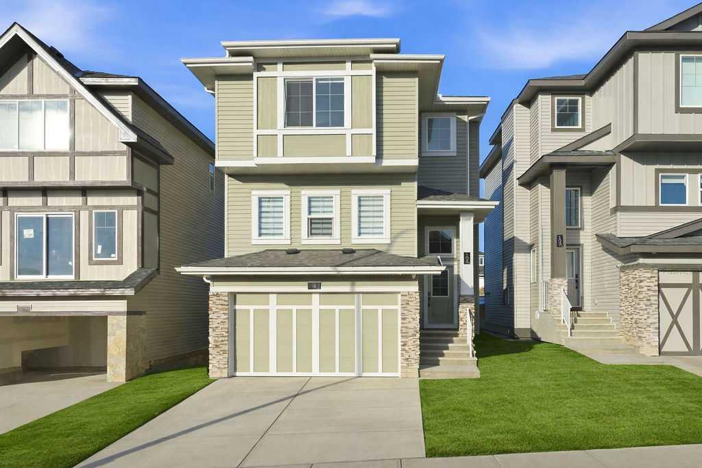 Picture of 105 Heritage Boulevard , Cochrane Real Estate Listing