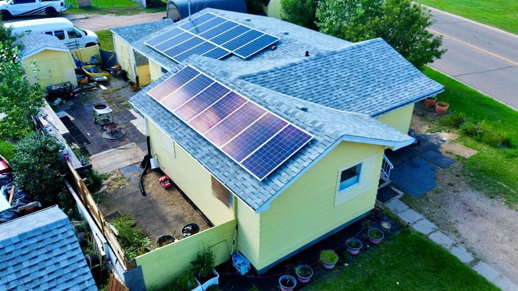 Picture of 813 Centre St Street , Hanna Real Estate Listing