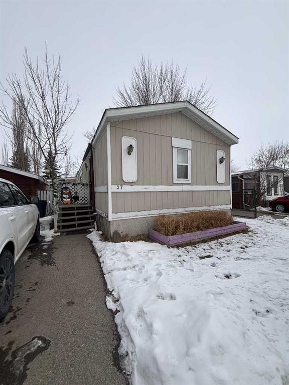 Picture of 37, 6220 17 Avenue SE, Calgary Real Estate Listing