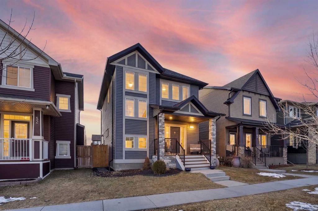 Picture of 56 Ravensmoor Manor SE, Airdrie Real Estate Listing