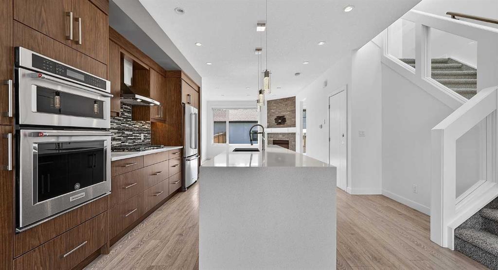 Picture of 935 Regal Crescent NE, Calgary Real Estate Listing