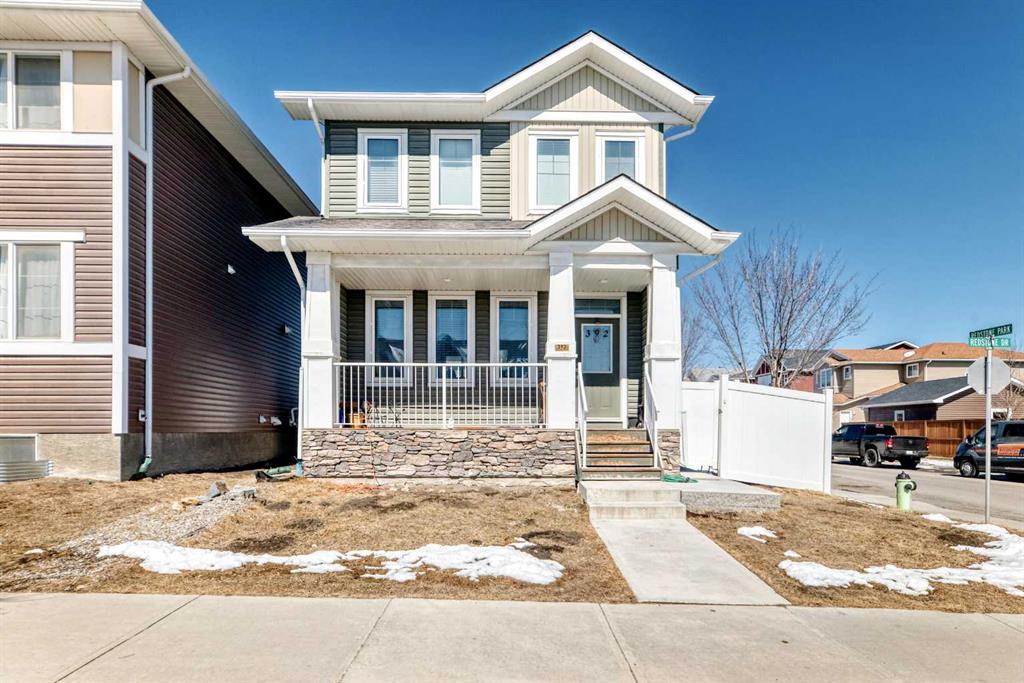 Picture of 392 Redstone Drive NE, Calgary Real Estate Listing