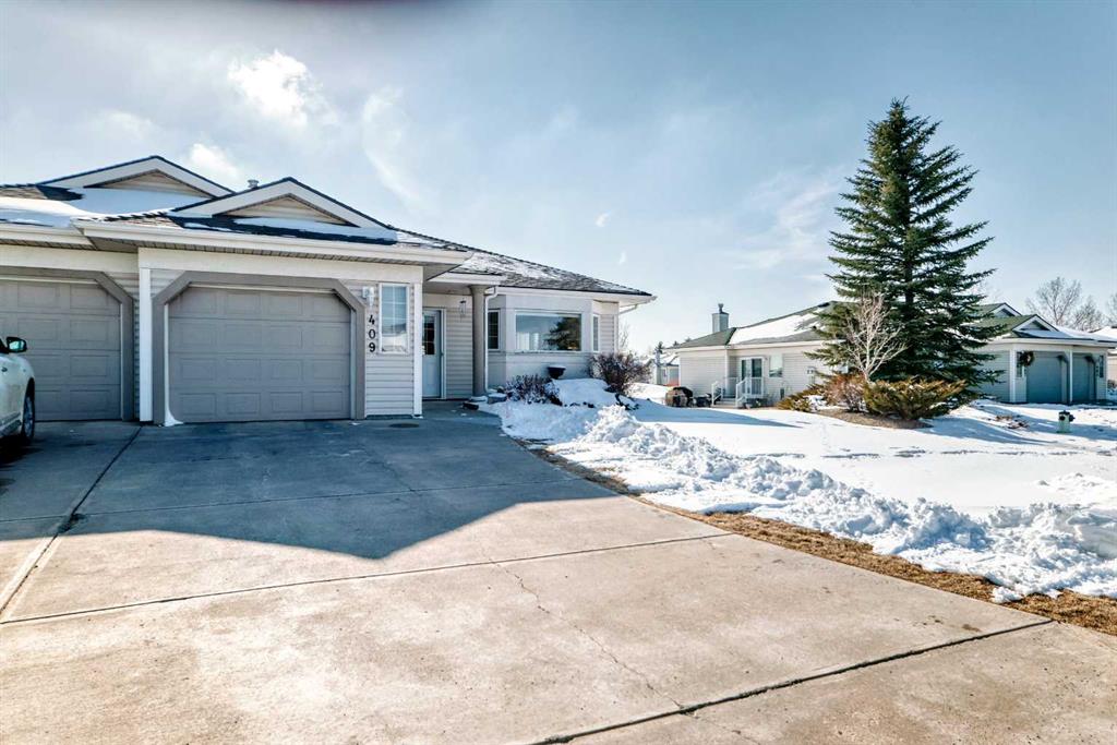 Picture of 409 Hope Bay , Rural Rocky View County Real Estate Listing