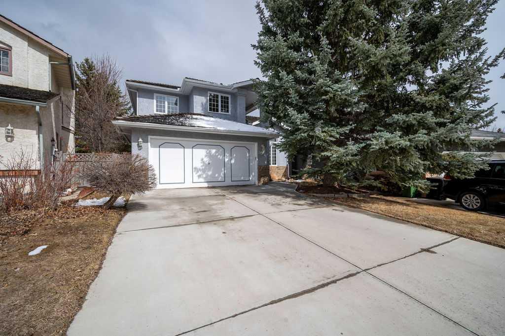 Picture of 207 Shawnee Mews SW, Calgary Real Estate Listing