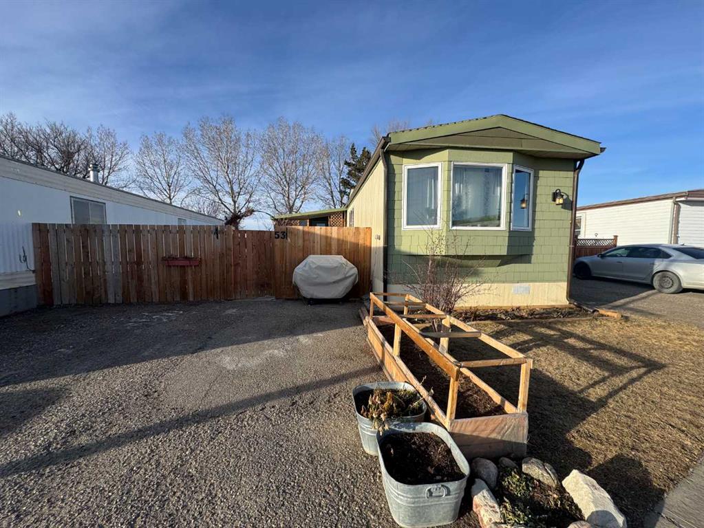 Picture of 53, 2715 Westside Drive W, Lethbridge Real Estate Listing