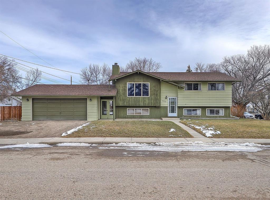 Picture of 2220 23 Street , Nanton Real Estate Listing