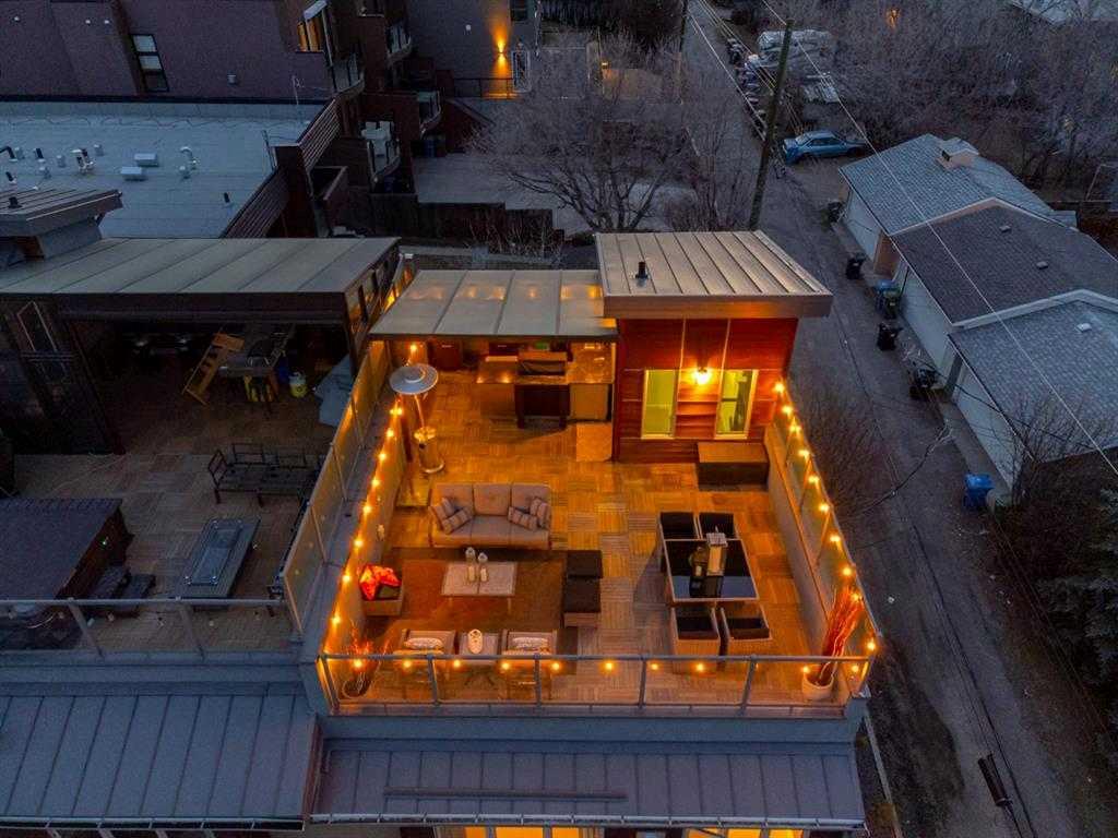 Picture of 2925 17 Street SW, Calgary Real Estate Listing