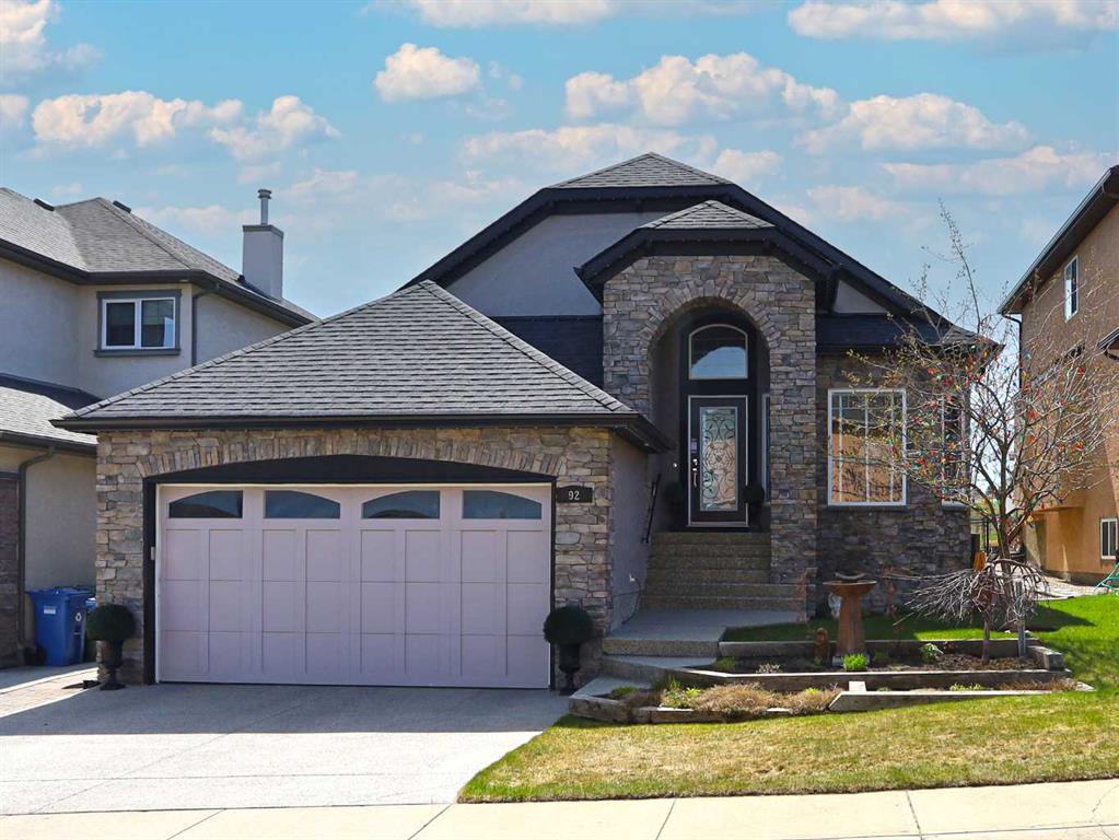 Picture of 92 Sherwood Rise NW, Calgary Real Estate Listing