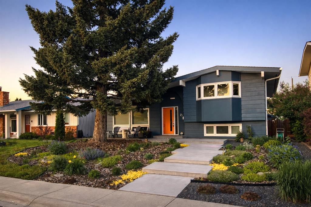Picture of 16 Lake Twintree Place SE, Calgary Real Estate Listing