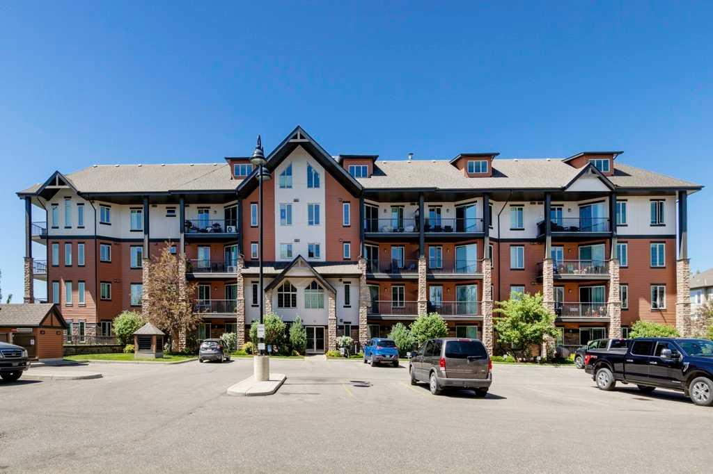 Picture of 2104, 15 Sunset Square , Cochrane Real Estate Listing