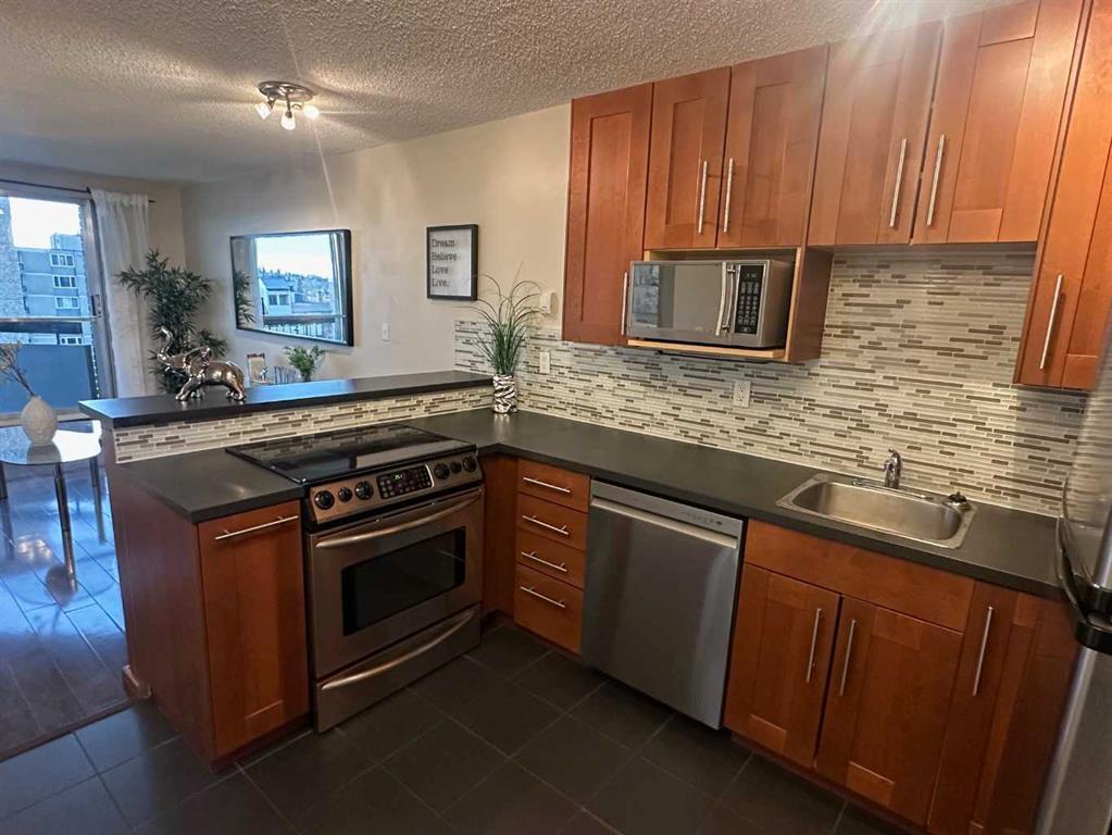 Picture of 511, 340 14 Avenue SW, Calgary Real Estate Listing