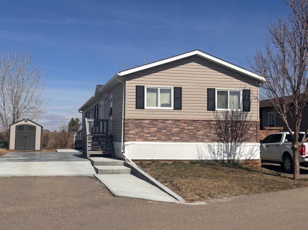 Picture of 4008 Applewood Road , Coaldale Real Estate Listing