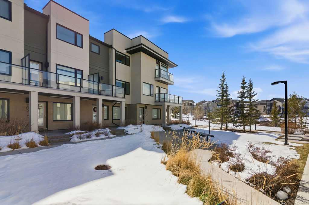 Picture of 204, 218 Sherwood Square NW, Calgary Real Estate Listing
