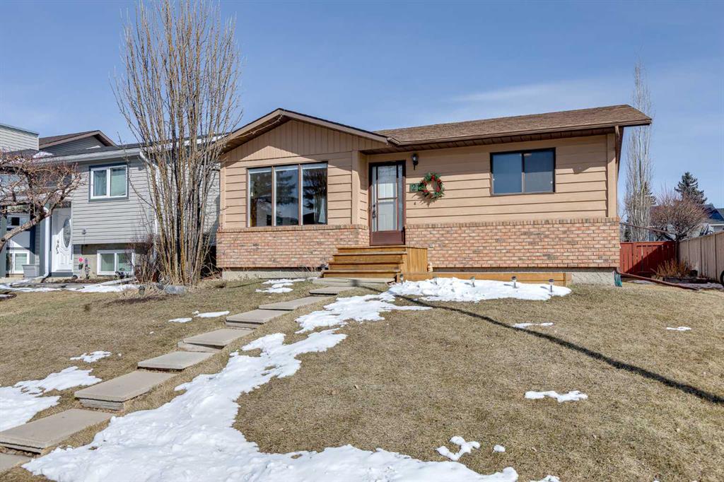 Picture of 21 Mountain Circle SE, Airdrie Real Estate Listing