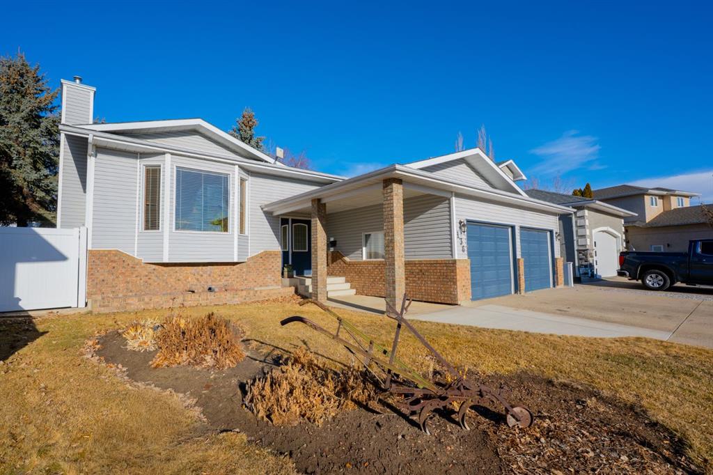 Picture of 136 Palliser Way NE, Medicine Hat Real Estate Listing