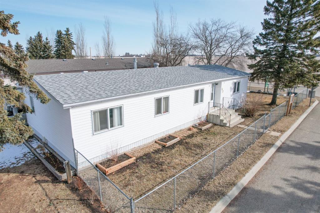 Picture of 57, 4202 45 Street , Wetaskiwin Real Estate Listing