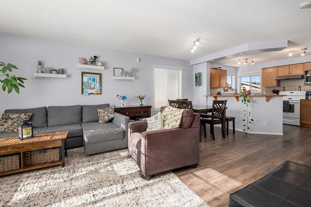 Picture of 1858 Sagewood Link SW, Airdrie Real Estate Listing