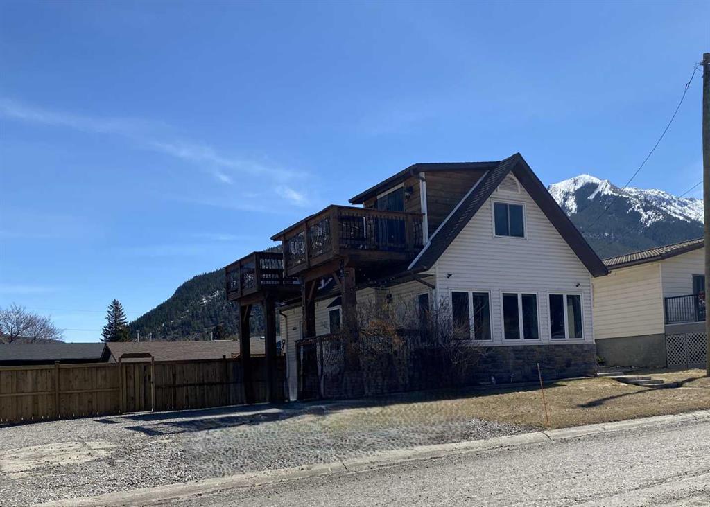 Picture of 1809 129 Street , Blairmore Real Estate Listing