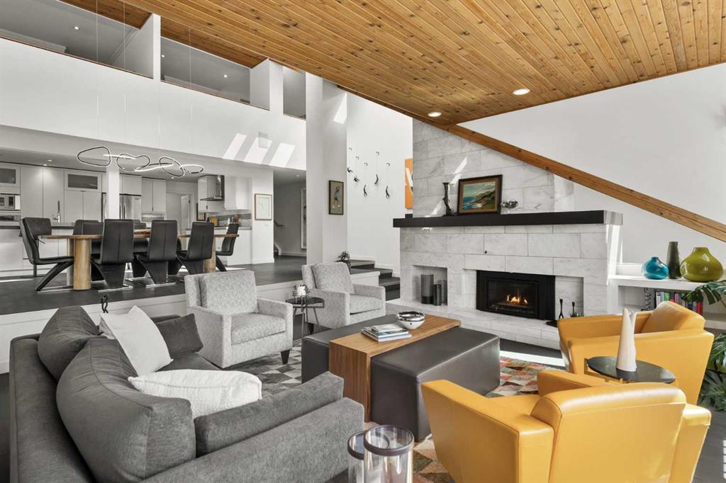 Picture of 10, 2200 Varsity Estates Drive NW, Calgary Real Estate Listing