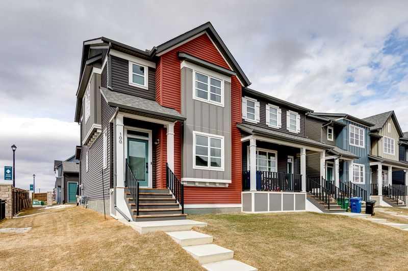 Picture of 100 Langwell Common SE, Airdrie Real Estate Listing
