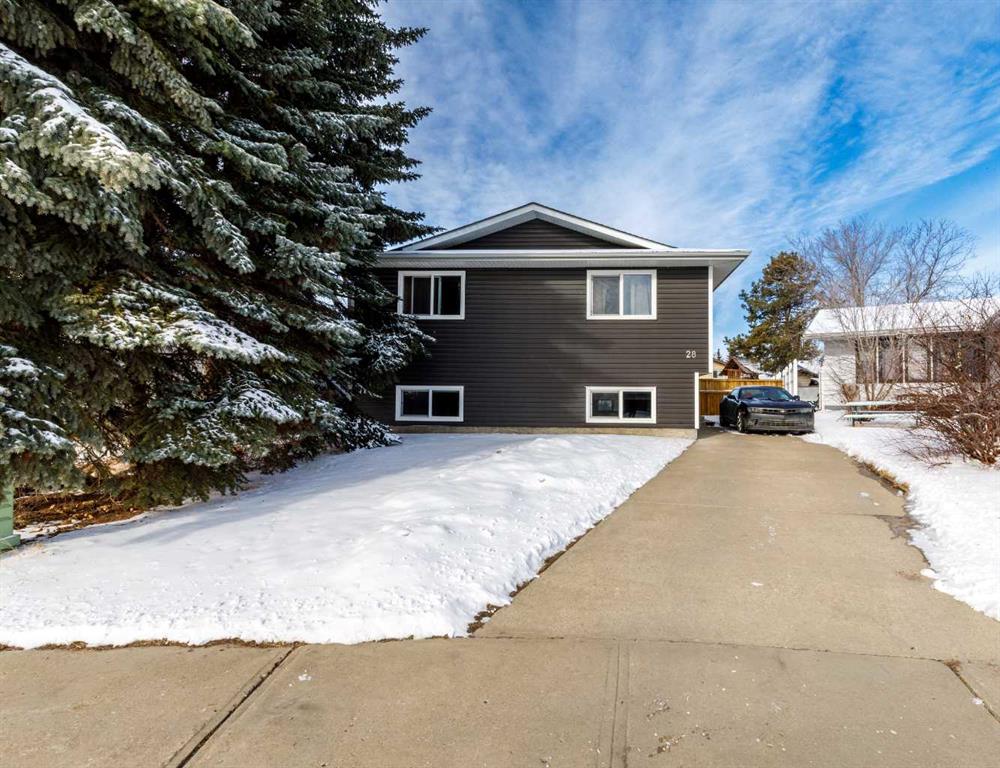 Picture of 28 Goard Close , Red Deer Real Estate Listing