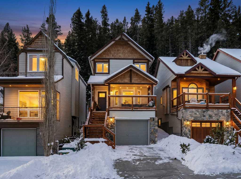 Picture of 979 Wilson Way , Canmore Real Estate Listing
