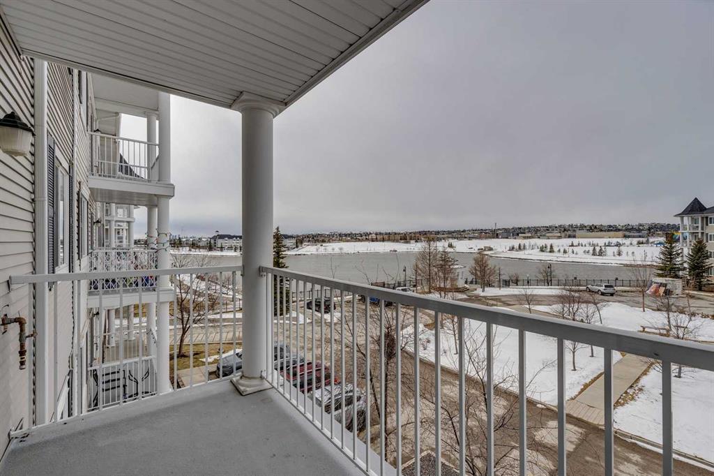 Picture of 1309, 5 Country Village Park NE, Calgary Real Estate Listing