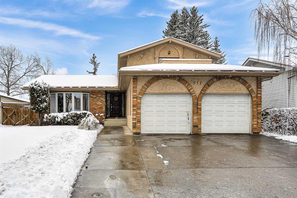 Picture of 511 Woodpark Crescent SW, Calgary Real Estate Listing