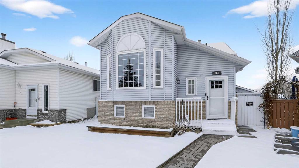 Picture of 161 Coventry Place NE, Calgary Real Estate Listing