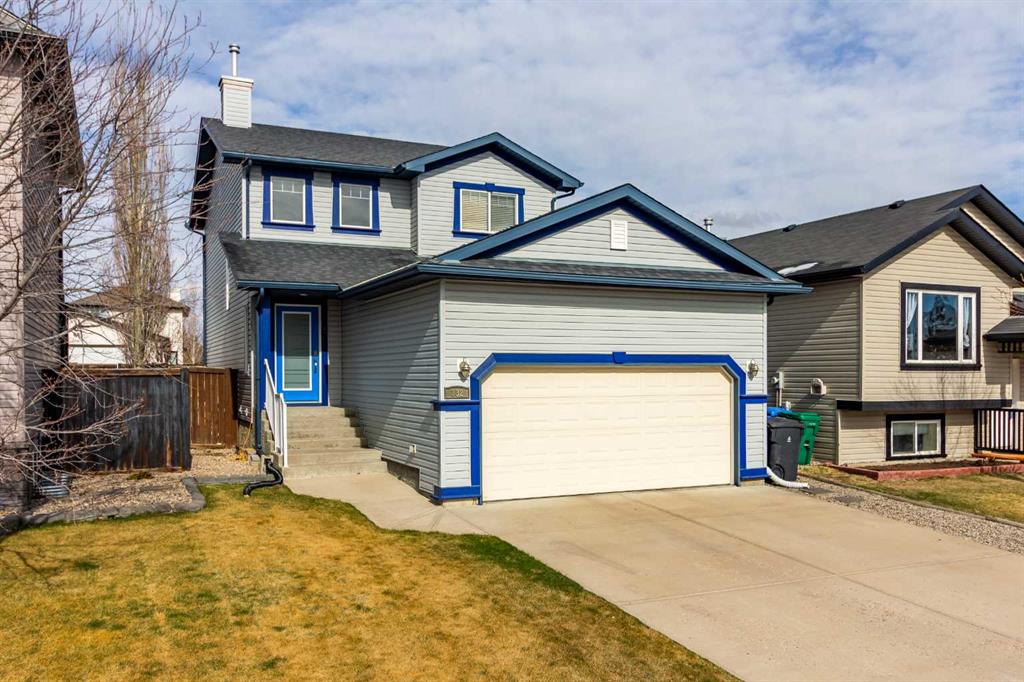Picture of 132 Jessie Robinson Close N, Lethbridge Real Estate Listing