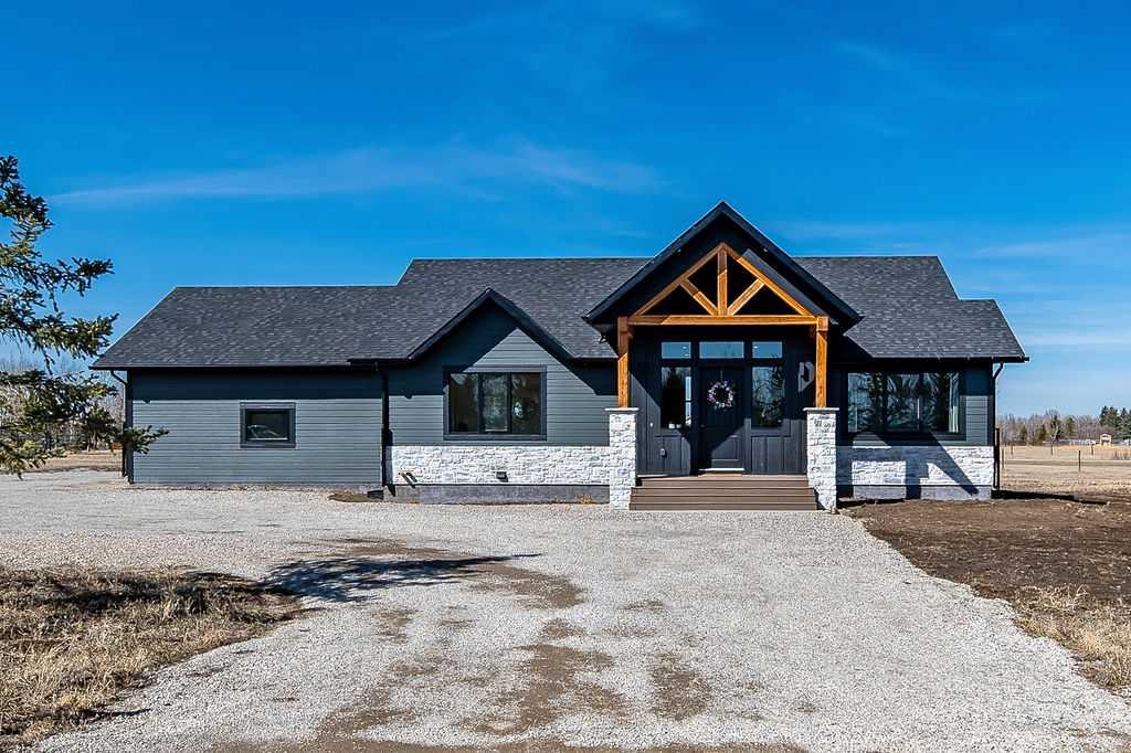 Picture of 40250 543 Avenue E, Rural Foothills County Real Estate Listing