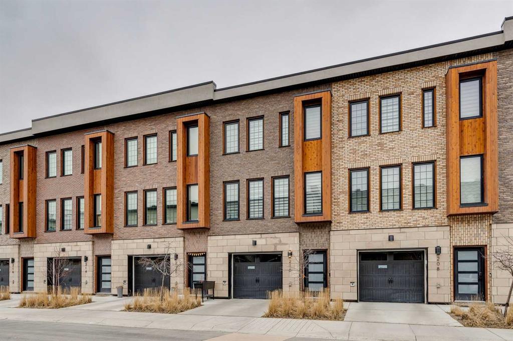 Picture of 210, 81 Greenbriar Place NW, Calgary Real Estate Listing
