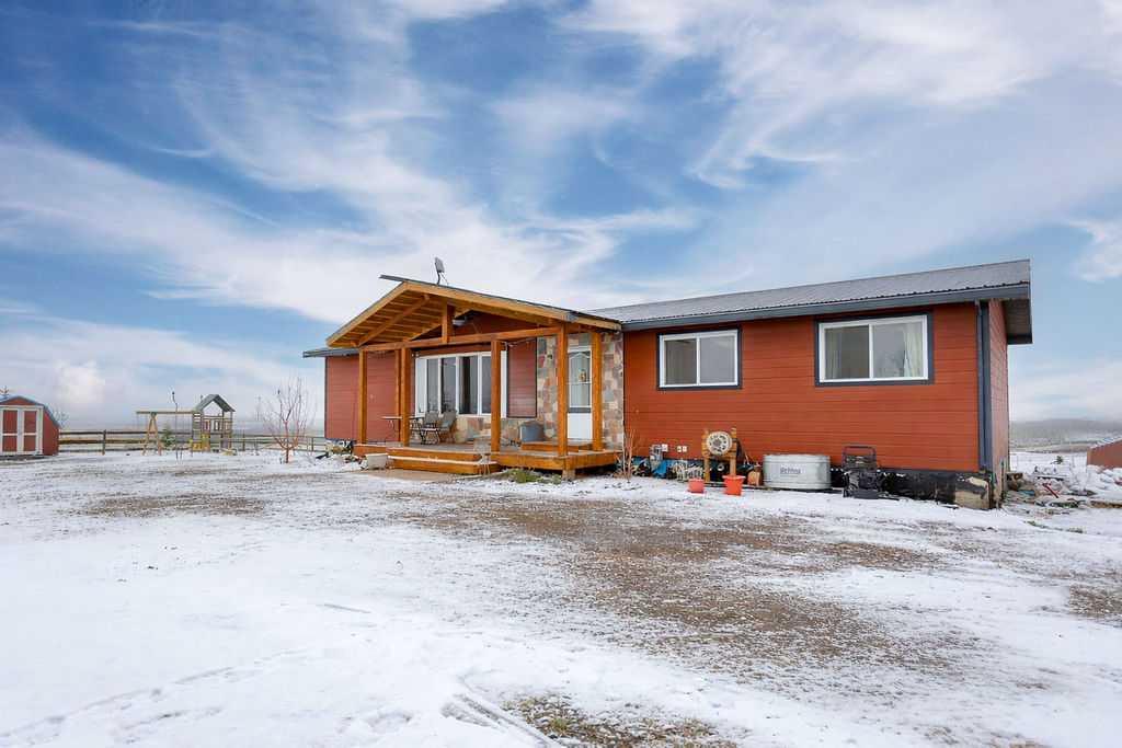 Picture of PT NW 17-44-4-W4  , Rural Wainwright No. 61, M.D. of Real Estate Listing