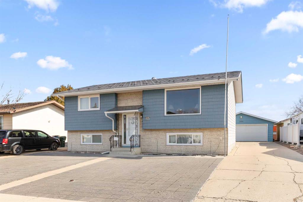 Picture of 504 Sissons Crescent SE, Medicine Hat Real Estate Listing