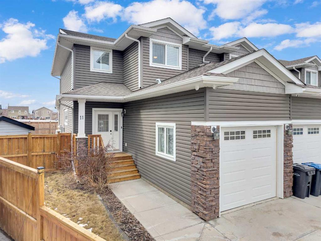 Picture of 11 Rowberry Court , Sylvan Lake Real Estate Listing