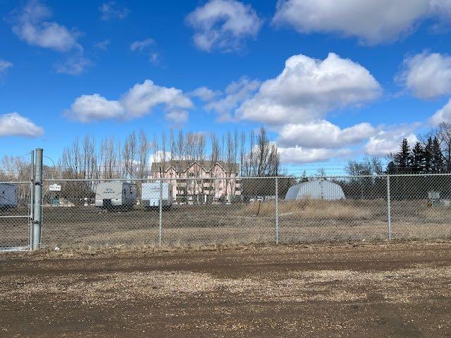 Picture of 918 14 Avenue , Wainwright Real Estate Listing