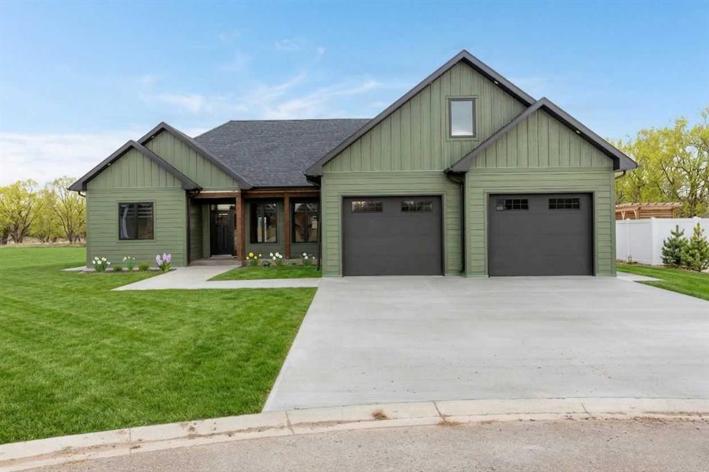 Picture of 308 Yuma Court , Dunmore Real Estate Listing